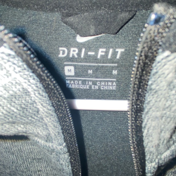 Nike Dri-Fit Jacket - Picture 3 of 3
